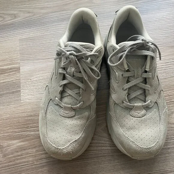 Hoka Clifton L Suede size 10 - Picture 3 of 6